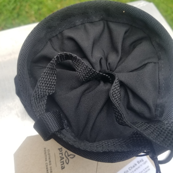 Prana Roots Studio Rahesh Chalk Bag NEW Unisex - Picture 5 of 7